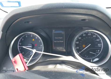 2019 Toyota Camry Le z USA, uszkodzony, nr VIN 4T1B11HK8KU206210